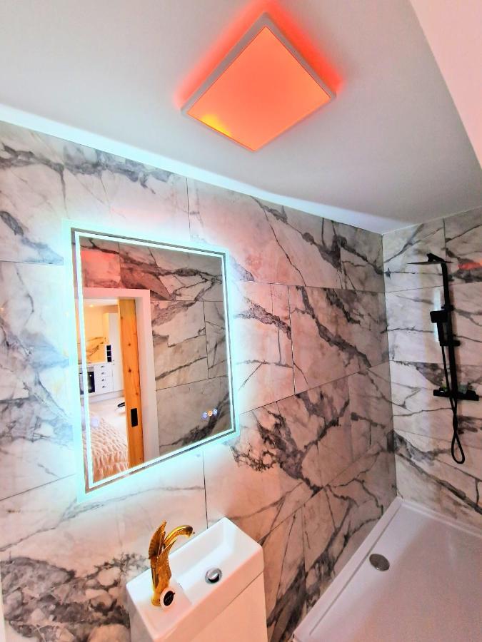 Kaoglen Fallow Pod - Luxury - Hot Tub - Pet Friendly 블래어고리 외부 사진